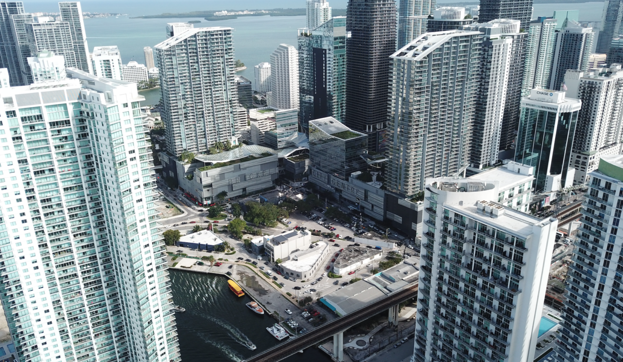 Lofty Location View_east